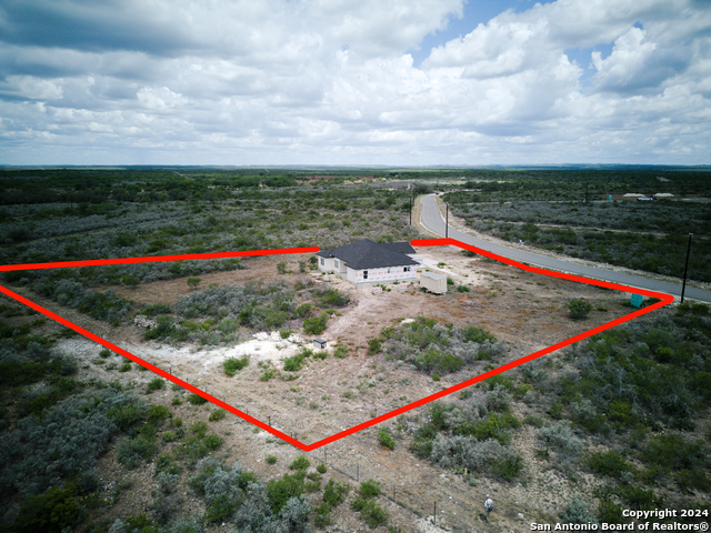 Details for 59 Legend Hills, Uvalde, TX 78801