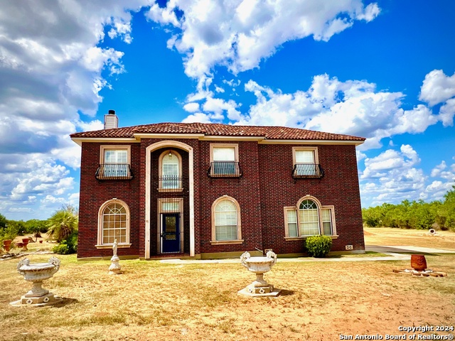 Details for 416 Meadow View, Floresville, TX 78114