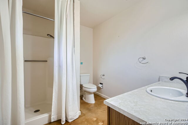 Listing photo id 15 for 9103 Cool Ridge Cir