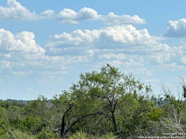 Image 7 of 13 For 500 Goliad Rd