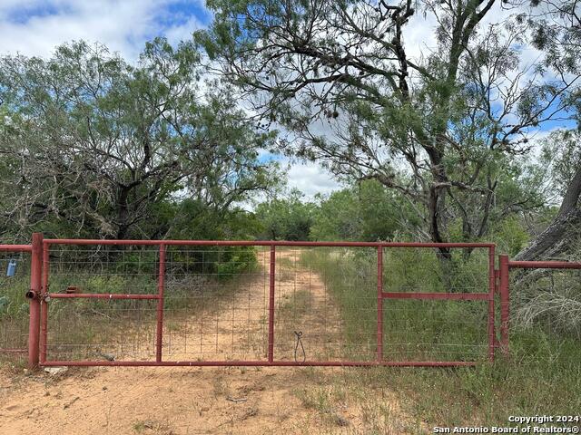 Image 10 of 16 For 12935 Cassiano Road