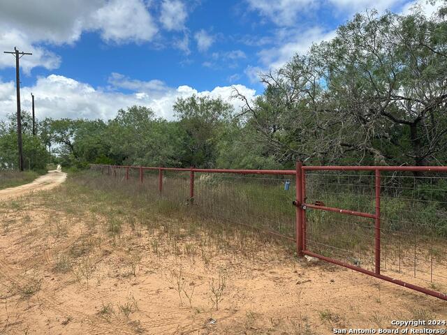 Image 14 of 16 For 12935 Cassiano Road