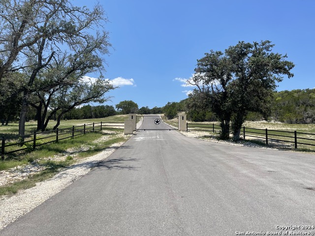 Listing photo id 13 for 689 Us Highway 287