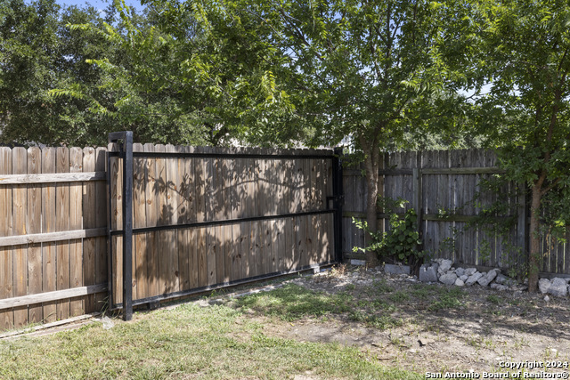 Image 24 of 25 For 8602 Limpkin Court