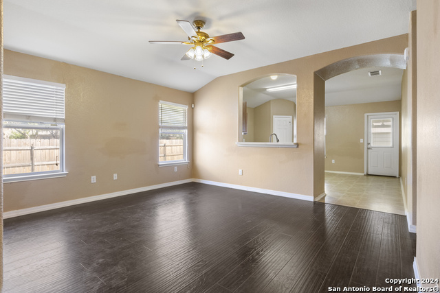 Image 9 of 25 For 8602 Limpkin Court