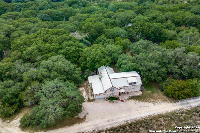 Details for 964 Flat Rock Cir, Leakey, TX 78873