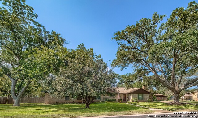 Details for 1207 28th St, Hondo, TX 78861