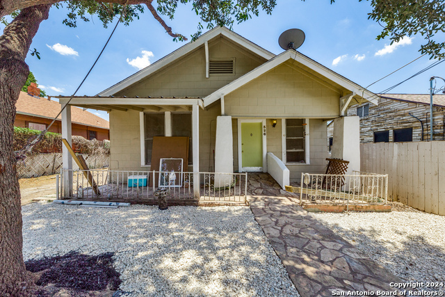 Details for 326 University Ave, San Antonio, TX 78201