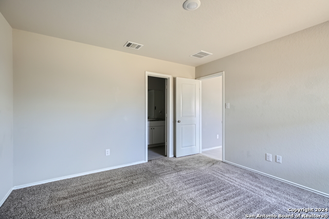 Listing photo id 19 for 5343 Forbs Ln