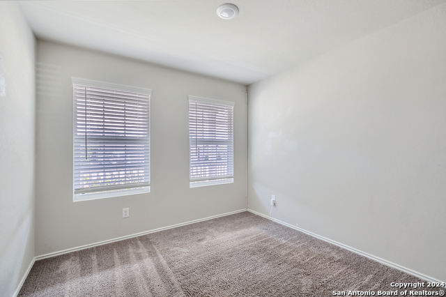 Listing photo id 23 for 5343 Forbs Ln