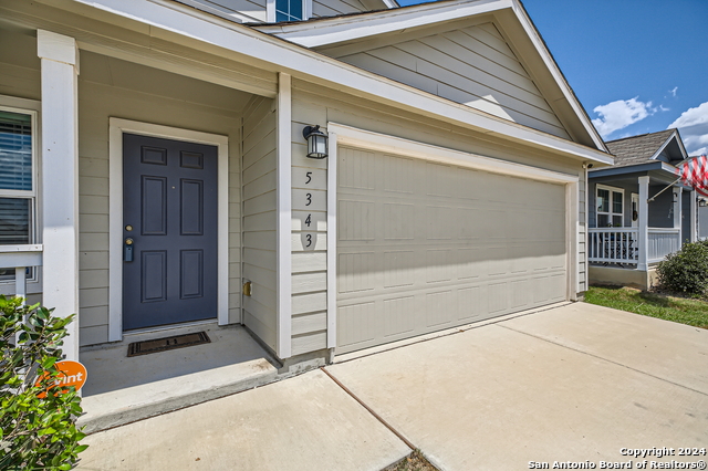 Listing photo id 3 for 5343 Forbs Ln