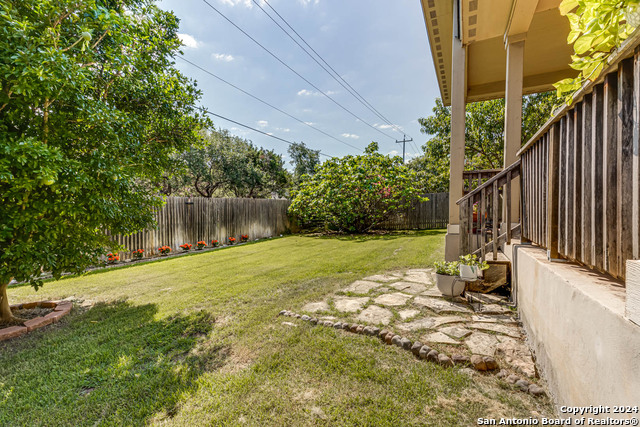 Image 36 of 39 For 24130 Viento Oaks