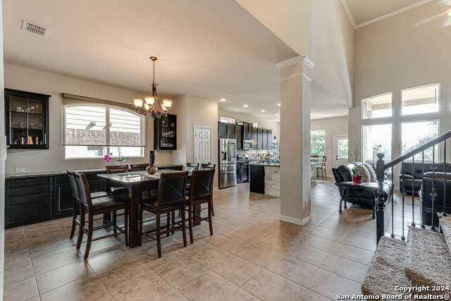 Image 6 of 39 For 24130 Viento Oaks