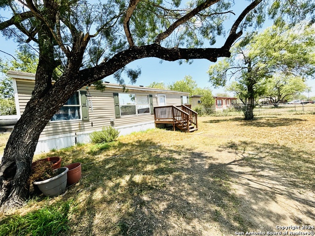 Details for 1105 Walnut St., Jourdanton, TX 78026