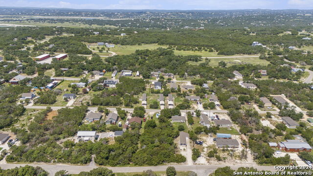 Details for 1230 Greenbriar Dr, Canyon Lake, TX 78133