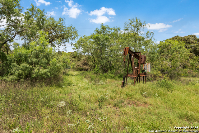 Image 39 of 50 For 6840 Loop 1604