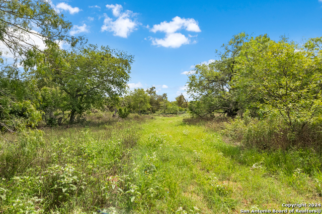 Image 40 of 50 For 6840 Loop 1604