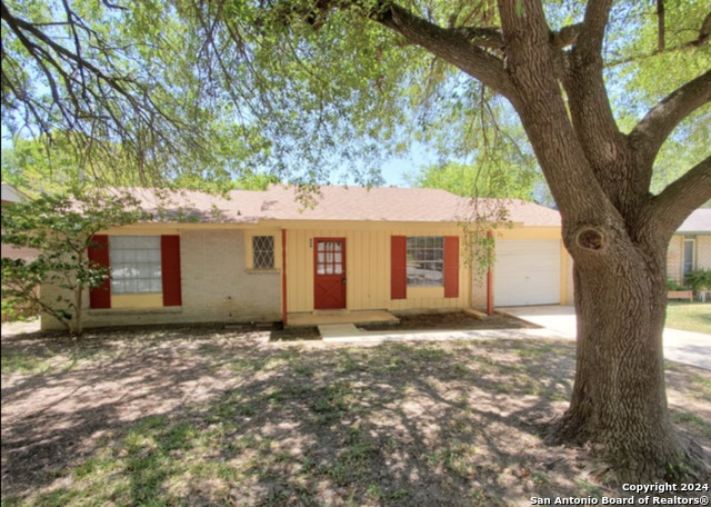 Details for 404 Bridgit Dr, Converse, TX 78109