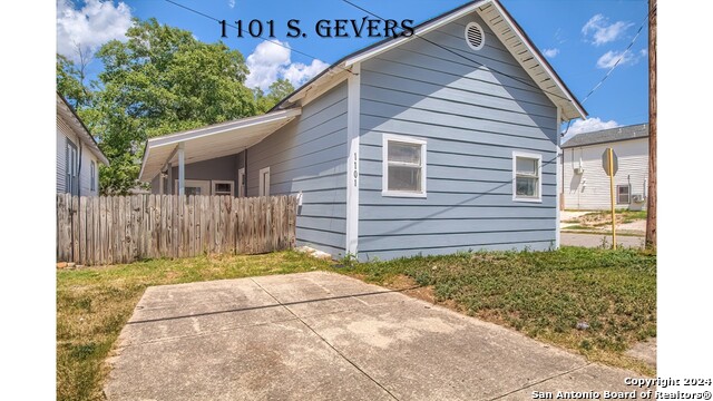 Image 29 of 59 For 1103 Gevers St S