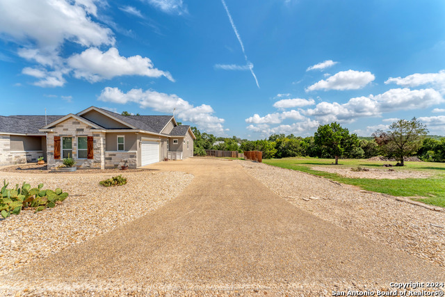 Image 8 of 78 For 1123 Long Hollow Dr