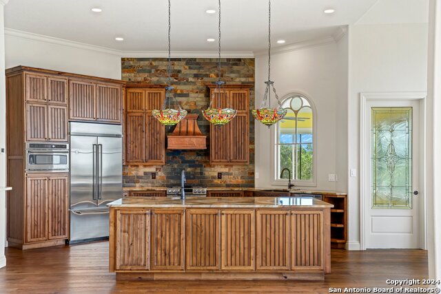Image 10 of 42 For 230 Waggoman Dr.