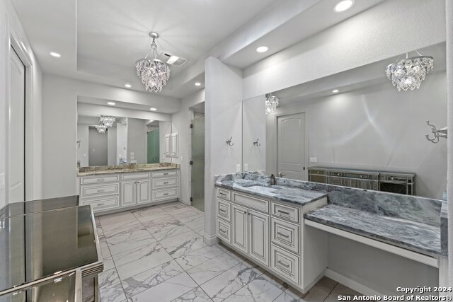 Image 16 of 42 For 230 Waggoman Dr.