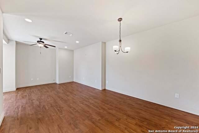 Image 21 of 42 For 230 Waggoman Dr.