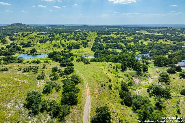 Details for 613 Cattle Creek Rd, Johnson City, TX 78636