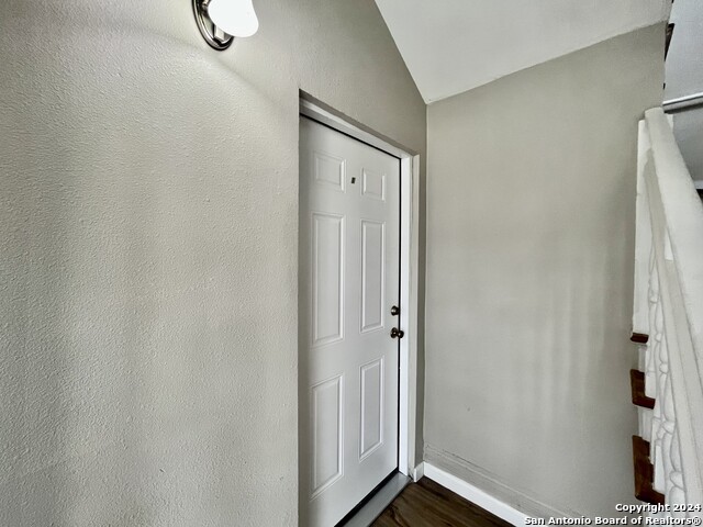 Listing photo id 22 for 602 Laurel W 1