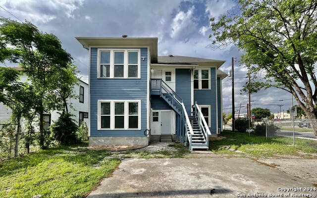 Listing photo id 25 for 602 Laurel W 1