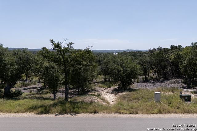 Image 8 of 43 For 1025 Earle Oak Ave