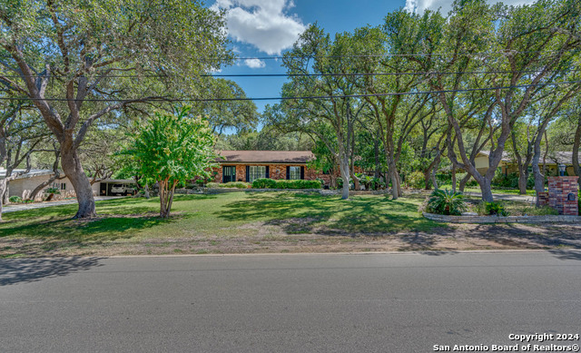 Listing photo id 43 for 250 Donella Drive