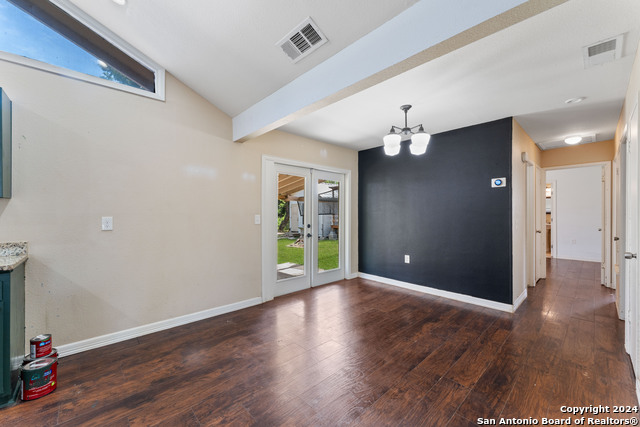 Image 12 of 34 For 11914 Los Cerros St