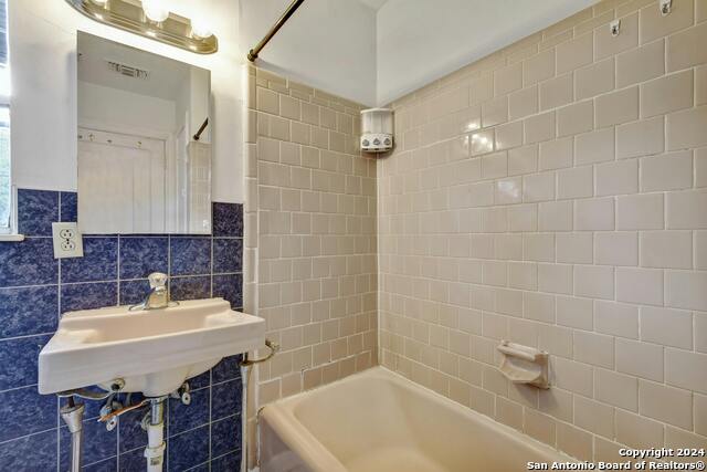 Image 20 of 28 For 1446 Elsmere Pl W