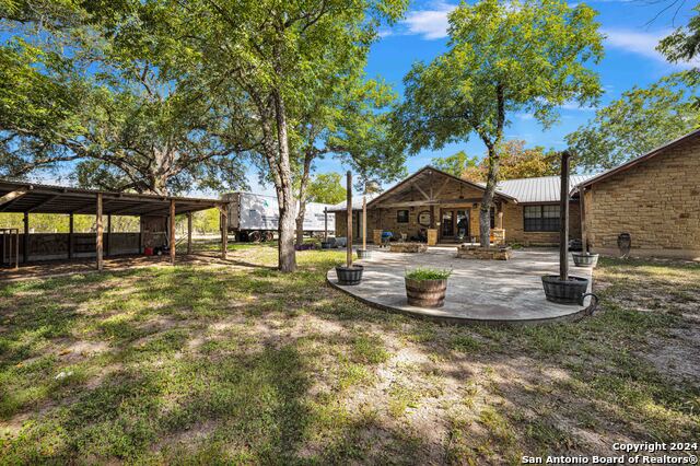 Details for 15326 Gross Ln, LaCoste, TX 78039