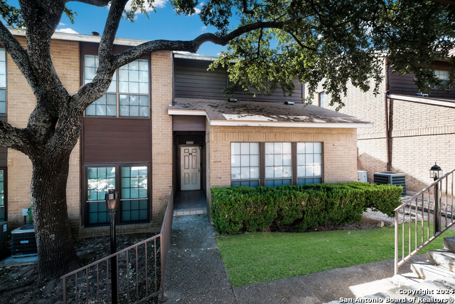 Details for 8633 Datapoint Dr  238, San Antonio, TX 78229