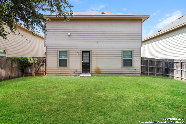 Image 3 of 15 For 8818 Scarlett Pl