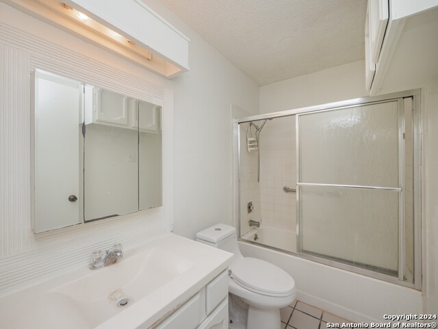 Image 16 of 25 For 8724 Tamarind St