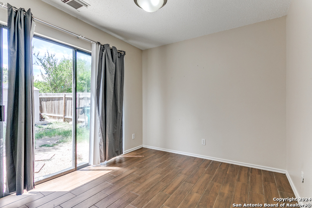 Image 12 of 25 For 7311 Belmede Ct