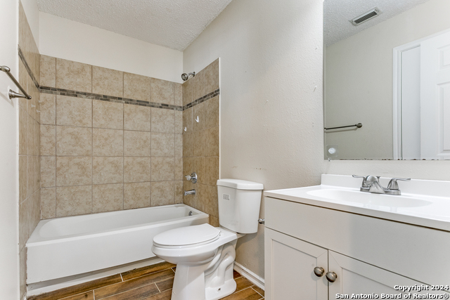 Image 18 of 25 For 7311 Belmede Ct