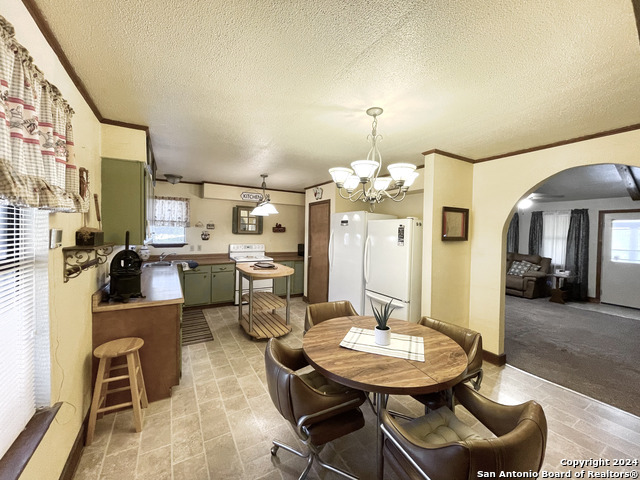 Listing photo id 9 for 1130 County Road 270