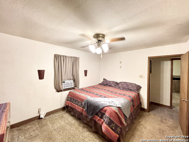 Listing photo id 11 for 1130 County Road 270
