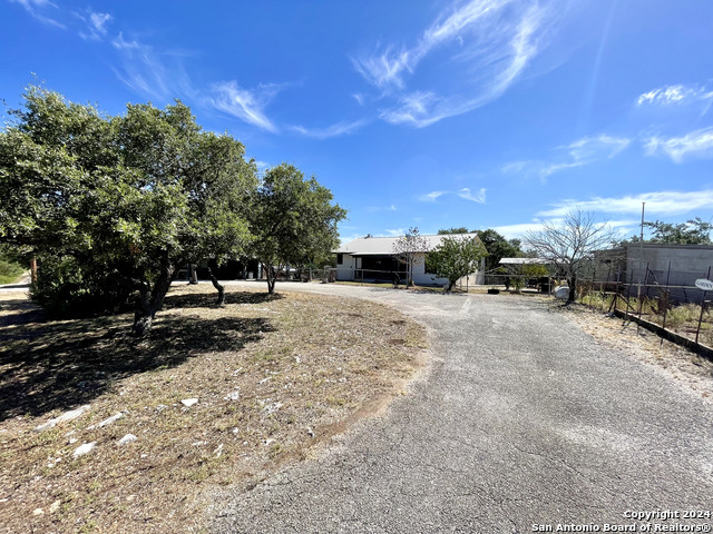 Listing photo id 18 for 1130 County Road 270