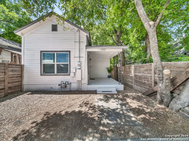 Details for 1007 Cherry St N, San Antonio, TX 78202