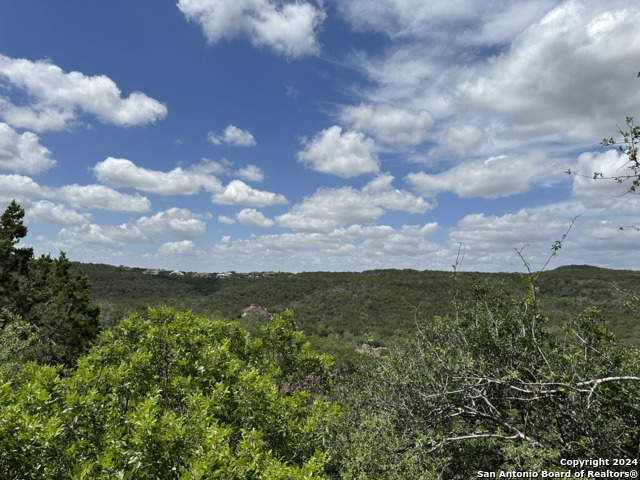 Image 2 of 14 For 000 Escarpment Oak