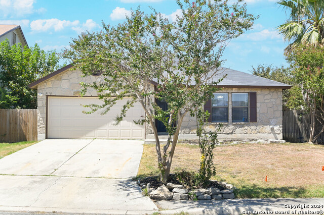 Details for 8178 Bent Meadow Dr, Converse, TX 78109