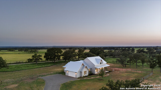 Details for 320 Spencer Ct, Fredericksburg, TX 78624