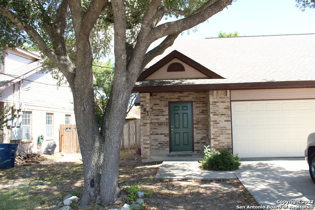 Details for 321 Briarbend Dr  321, New Braunfels, TX 78130