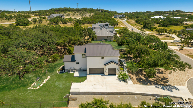 Image 46 of 61 For 718 Post Oak Ridge