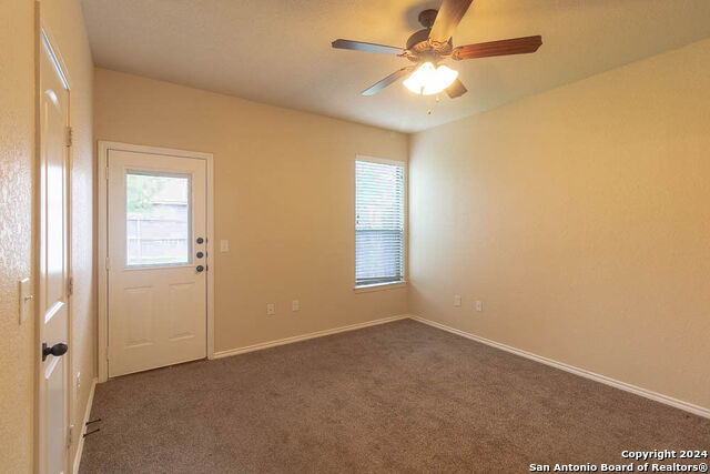 Image 9 of 17 For 657, 661 Creekside Cir